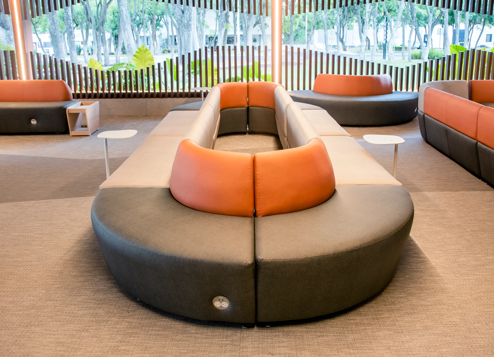 Estacion de trabajo Ready imagen de galeria